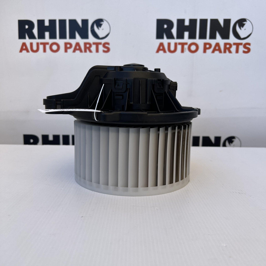 2019 Ford Ranger PX3 - Heater Fan Motor PN: F00S3B2444