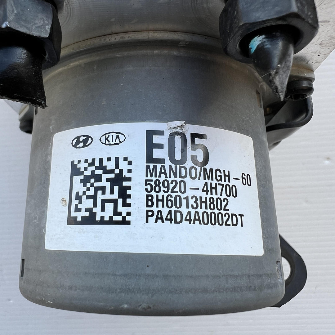 2020 Hyundai iLoad TQ - ABS Pump/Modulator PN: 589204H700