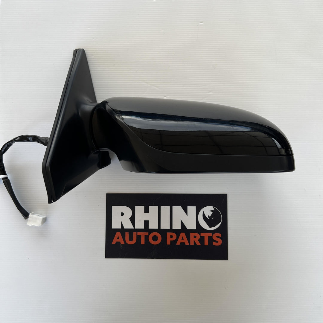 2004 Lexus IS200 E10 - Right Door Mirror