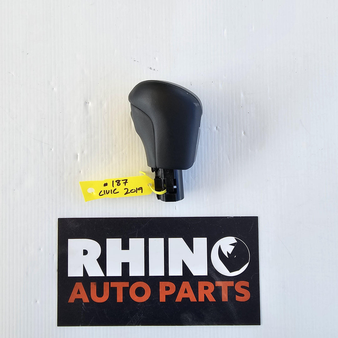 2016 -
  2021
  Honda
  Civic
  VTiLX
  Shifter Knob