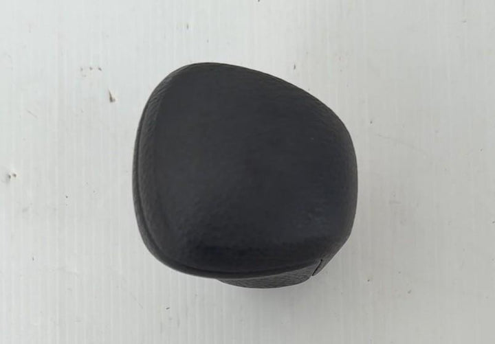 -
  
  Toyota
  Corolla
  Hybrid
  Shifter Knob