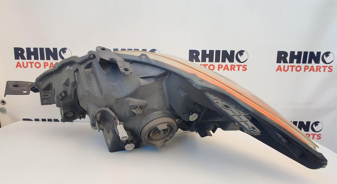2014 Mazda BT-50 - Right Headlight