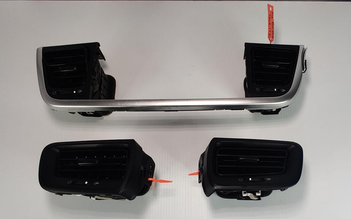 2017 -
  2023
  Kia
  Rio
  S
  Air Vent