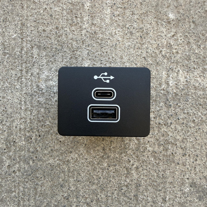 2023 Ford Ranger - USB Charger Port PN: NX7T14F014AD