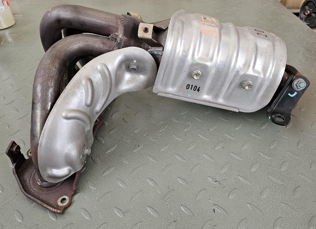 2016 Toyota Camry XV50 - Catalytic Converter PN: V120