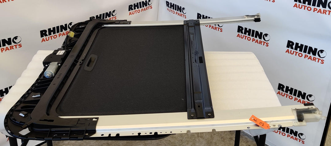 2014 -
  2021
  Subaru
  WRX
  Premium
  Sunroof Assembly