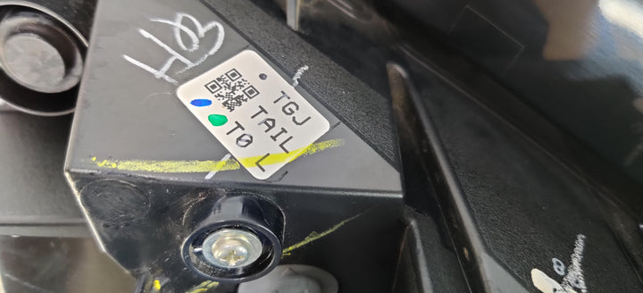 2017 -
  2021
  Honda
  Civic
  RS
  Left Taillight