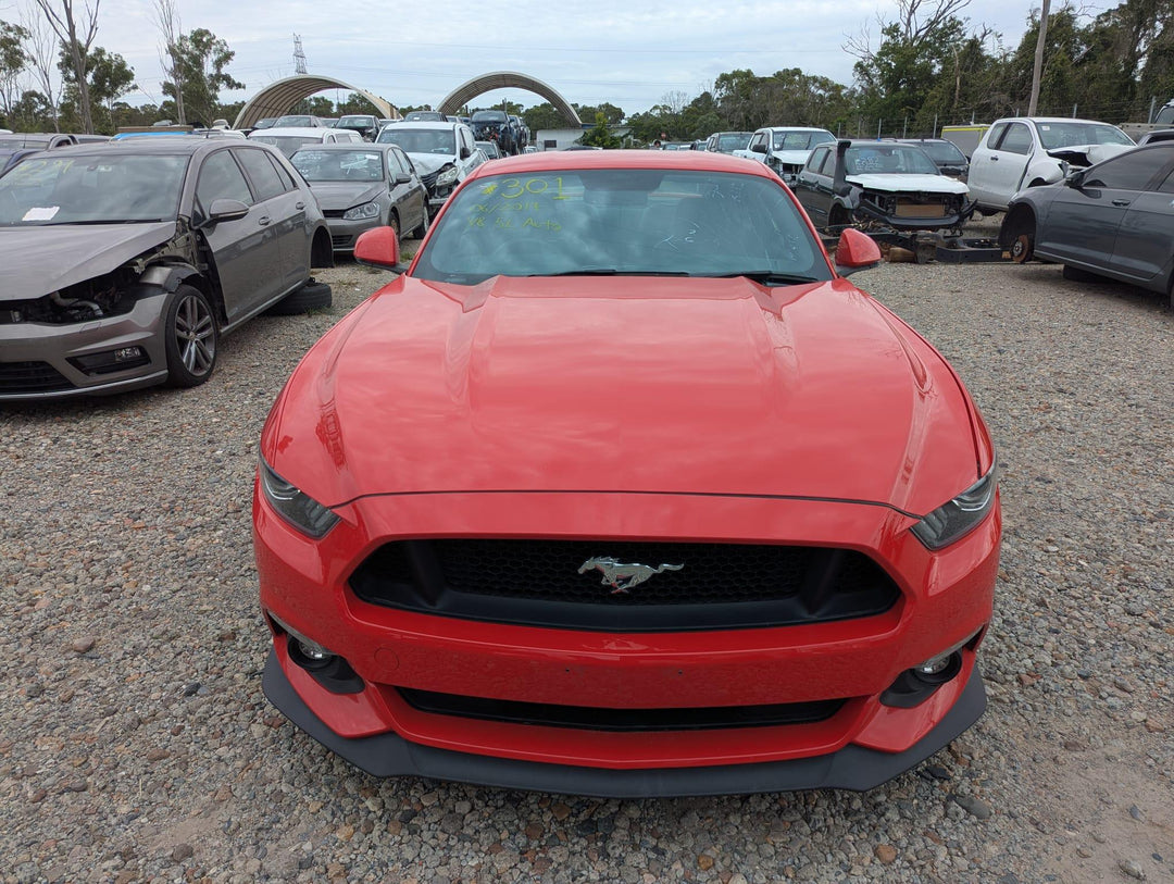 2017 Ford Mustang FM 1FA6P8CF3H5324410 - Right Headlight
