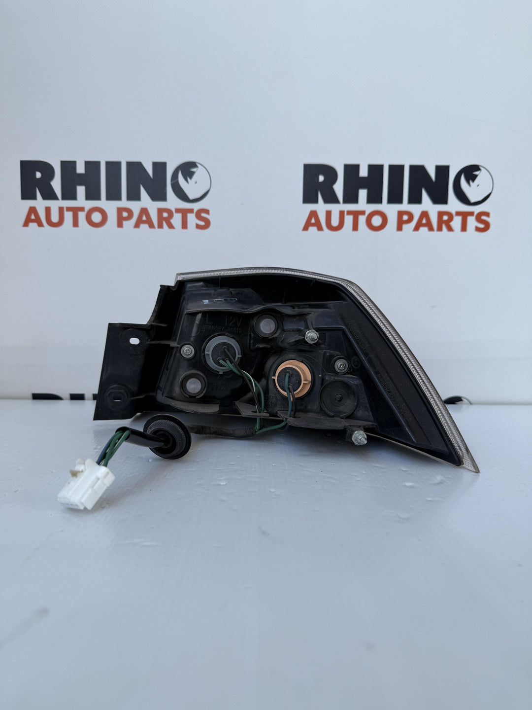 -
  
  Mitsubishi
  Lancer
  
  Left Taillight