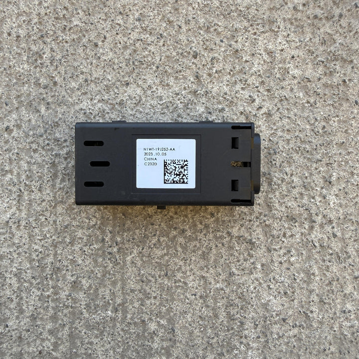 2023 Ford Ranger - USB Charger Port PN: N1WT19J252AA