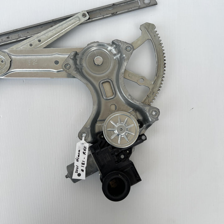 2021 Toyota Hiace VI H300 GDH300 - Right Front Window Regulator/Motor