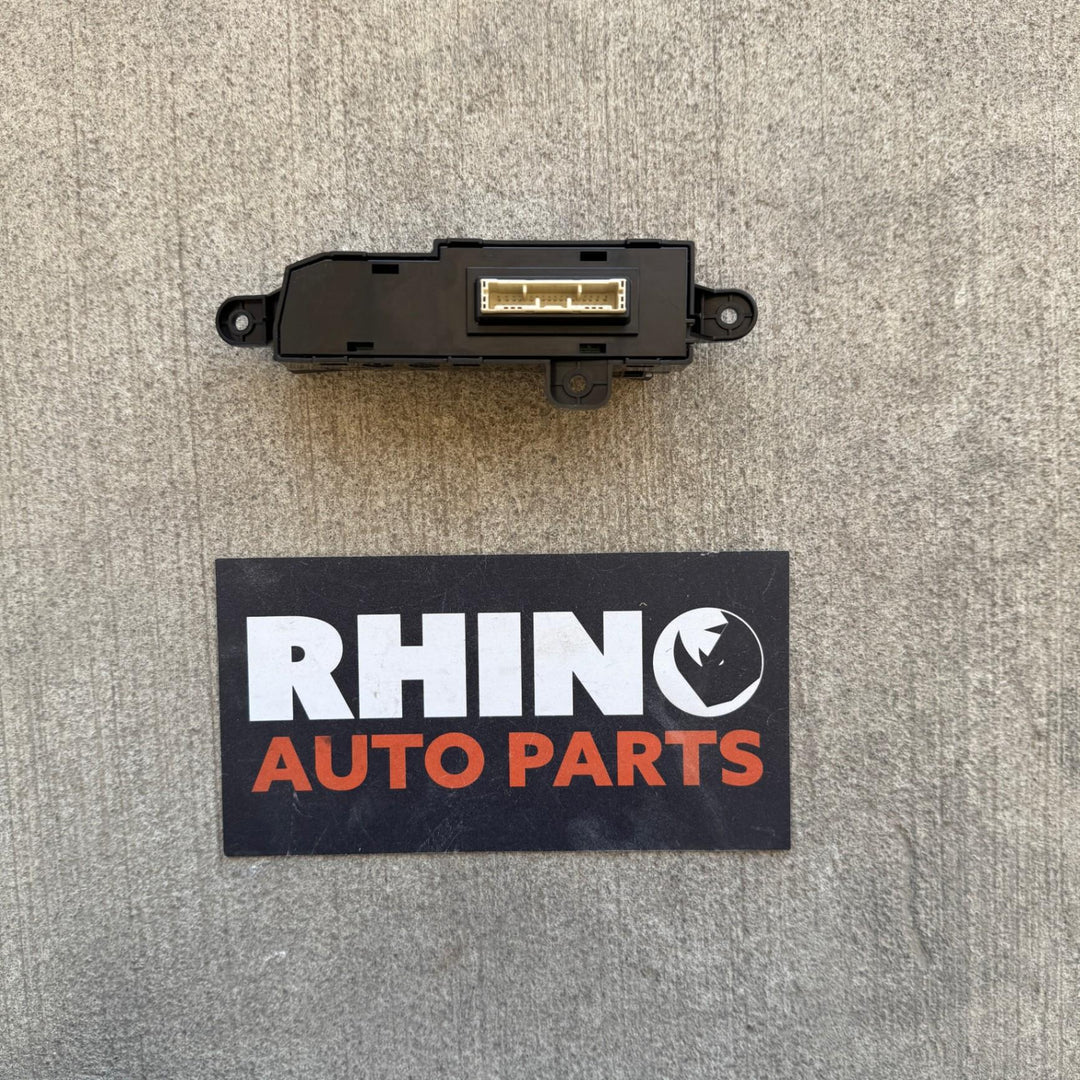 2023 Hyundai i30 - Seat Switch PN: 93300G3980