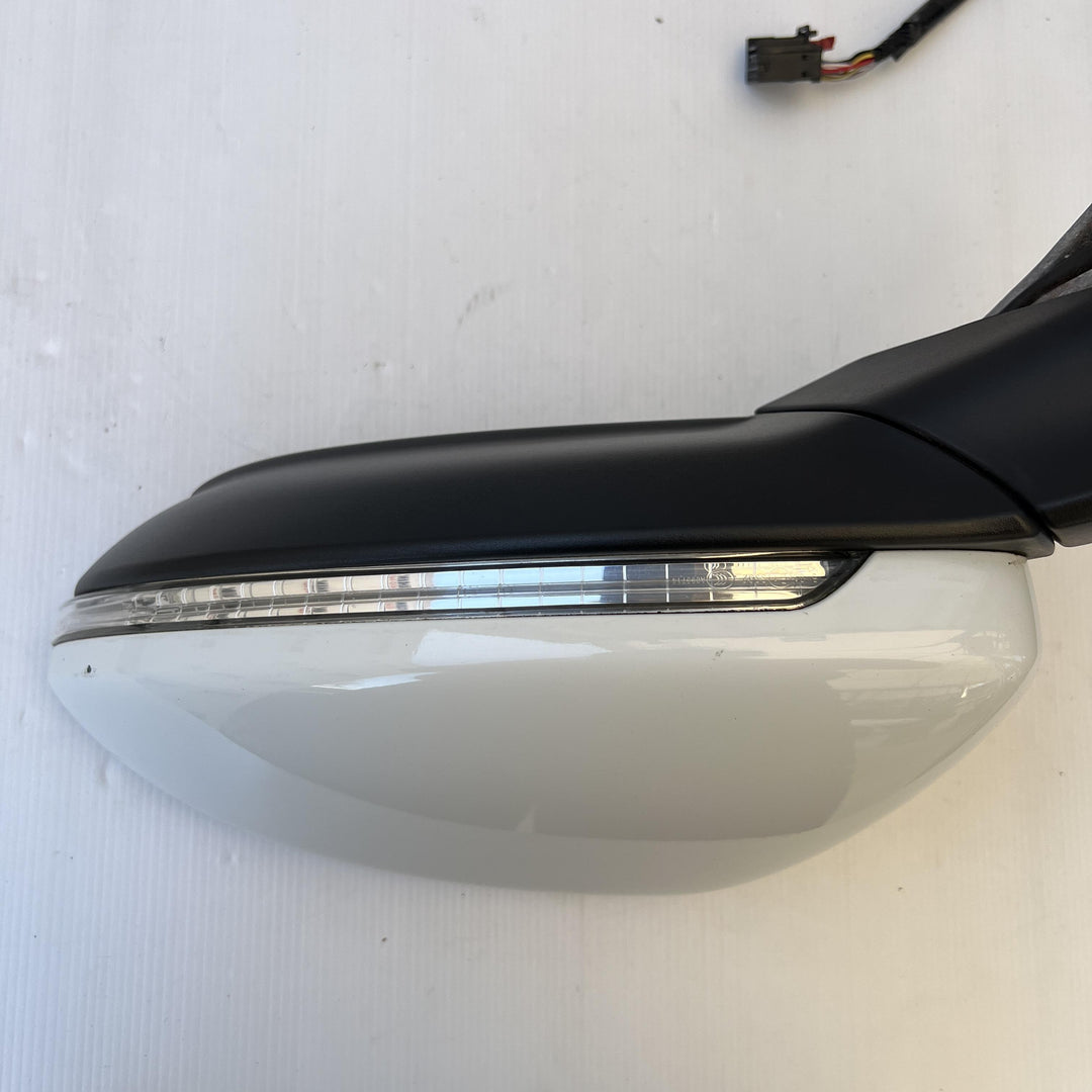 2018 Volkswagen Golf - Left Door Mirror