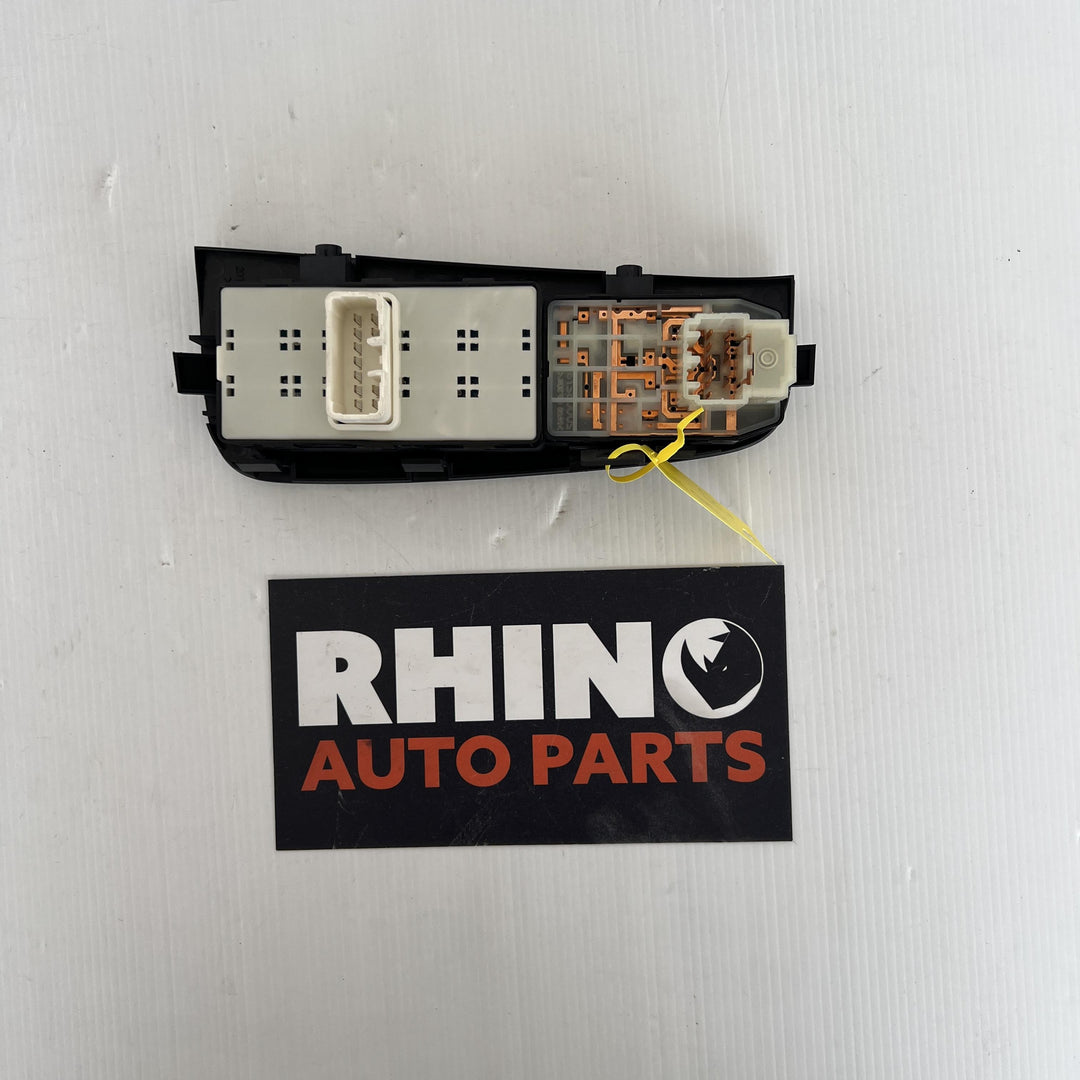2018 Hyundai iLoad TQ - Master Power Window Switch PN: 935704HBC0WK