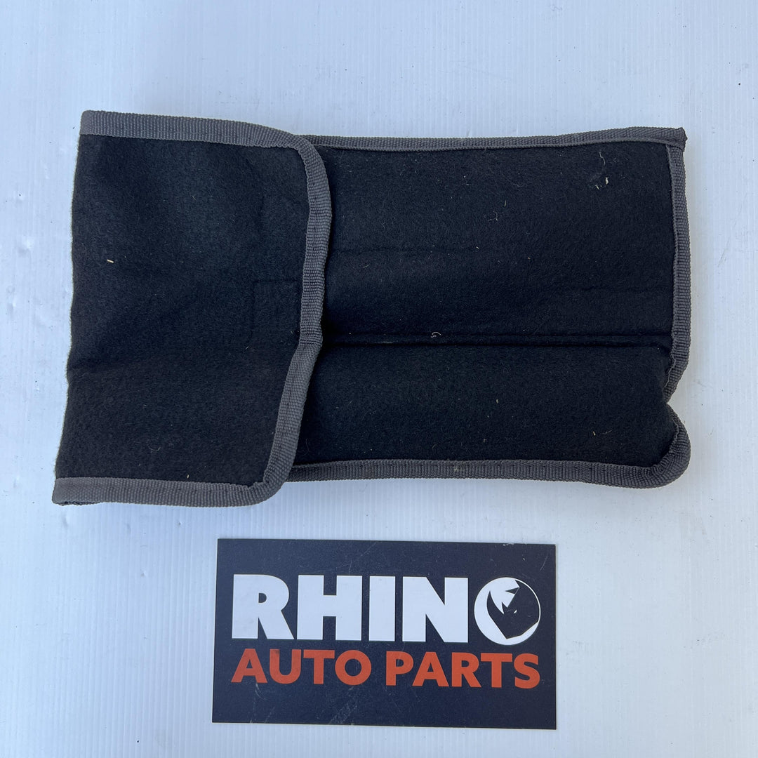 2007 -
  2021
  Hyundai
  iLoad
  Cargo
  Jack/Tool Kit