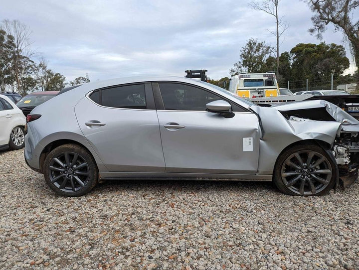 2019 -
  2024
  Mazda
  3
  G20 Evolve Vision
  Right Front Door Control Module
  B0J8675L0D