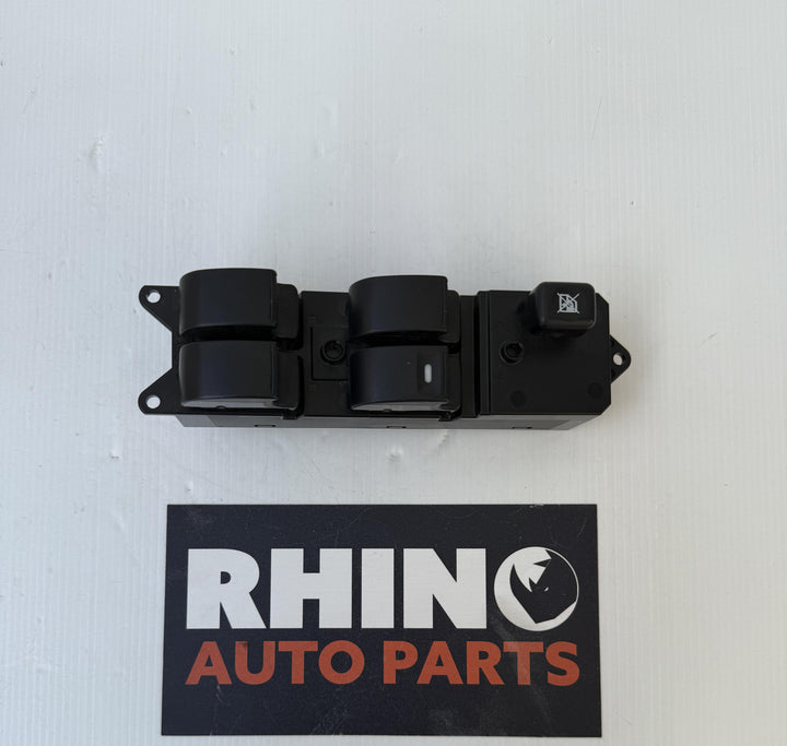 -
  
  Mitsubishi
  Lancer
  
  Master Power Window Switch
  8608A222