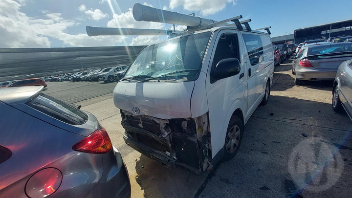 2010 Toyota Hiace - Light Combination Switch