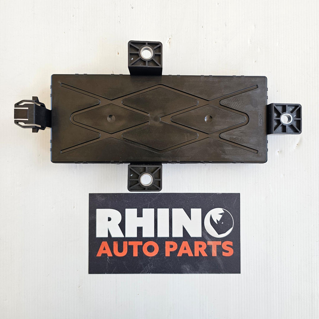 2022 Isuzu MU-X - Body Control Module PN: 8977972450
