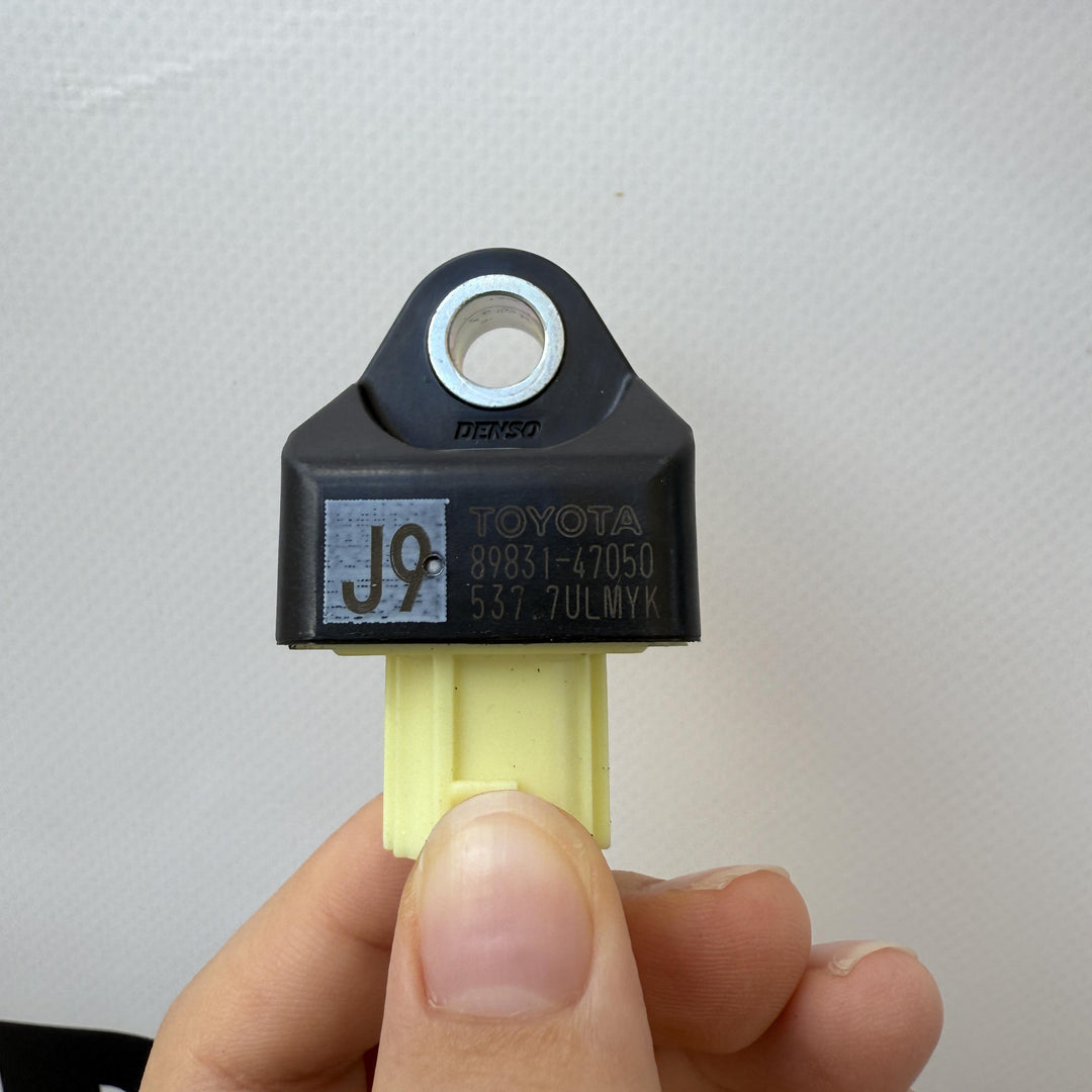 -
  
  Toyota
  Corolla
  Hybrid
  Airbag Sensor
  8983147050