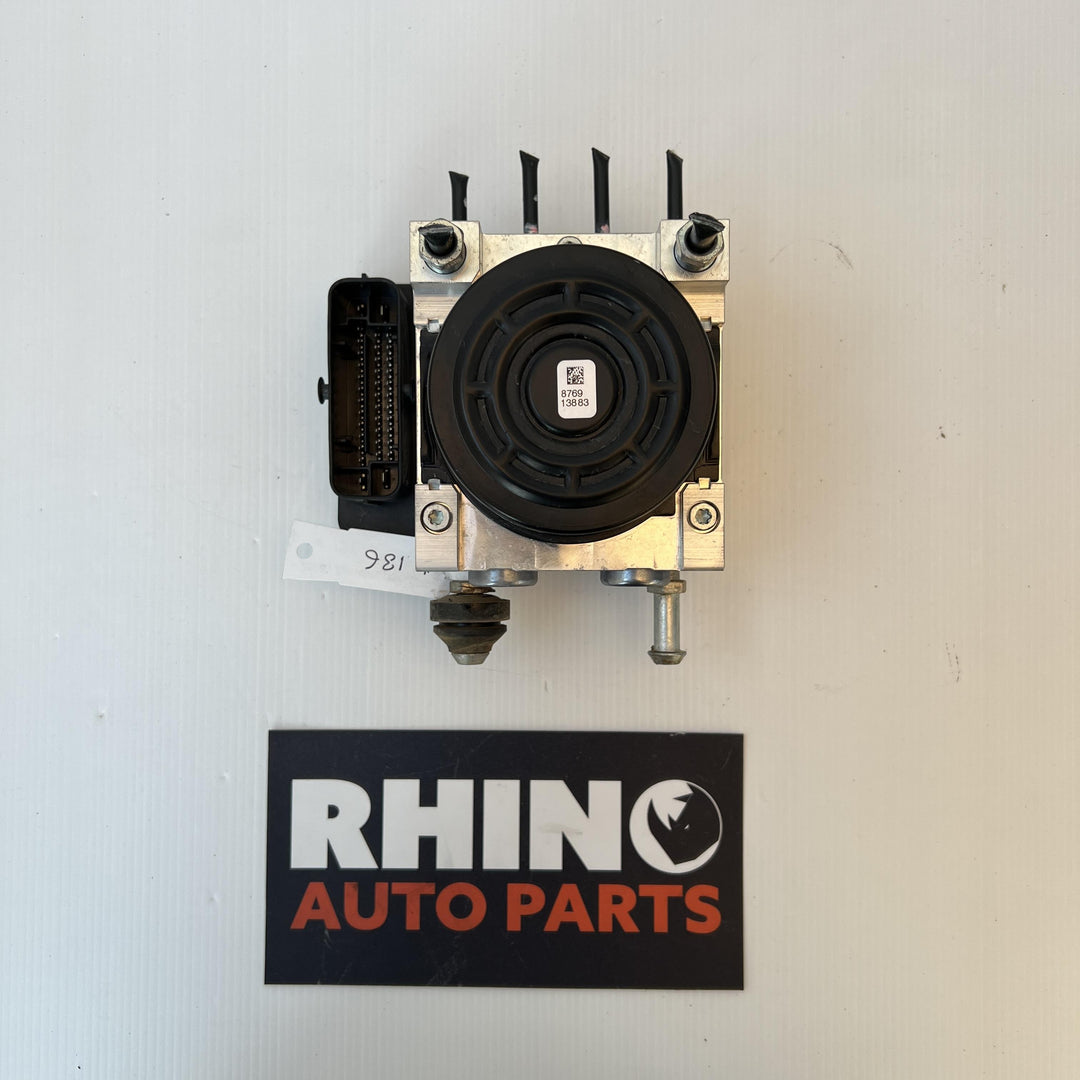 2018 Nissan Navara D23 - ABS Pump/Modulator PN: 476604JD2B