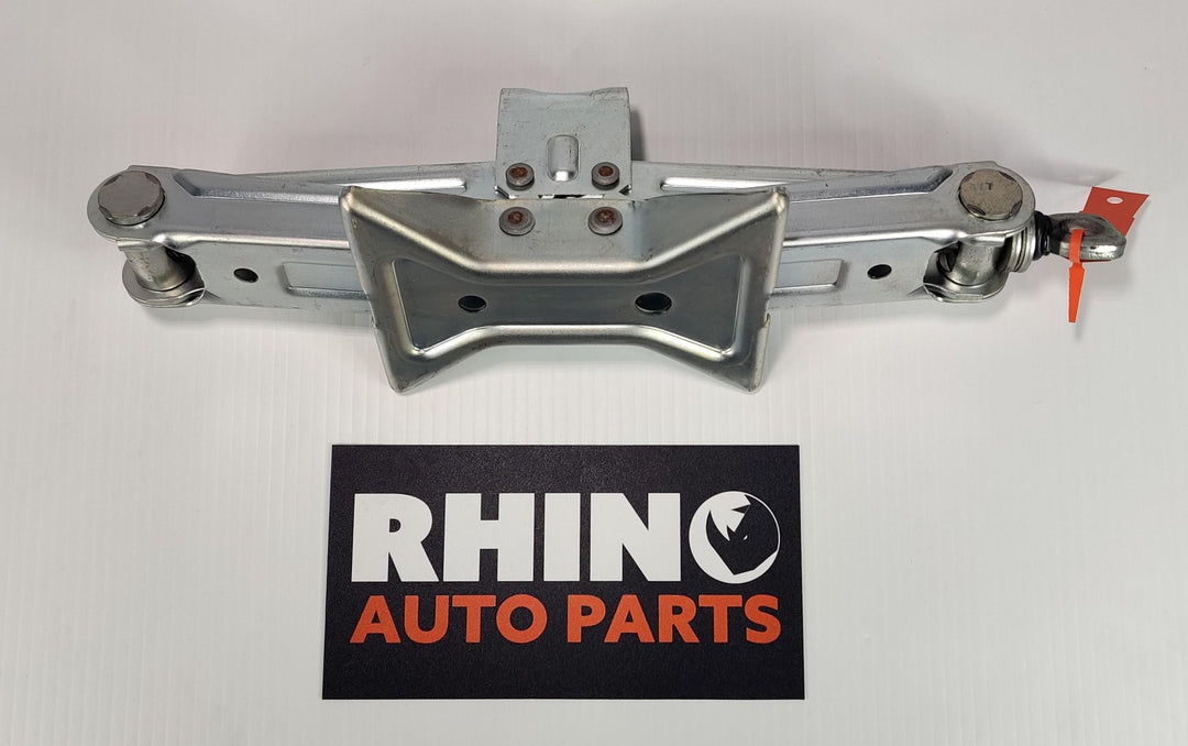 2019 Suzuki Swift - Jack