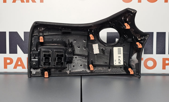 2018, Toyota, C-HR, Start Stop Trim