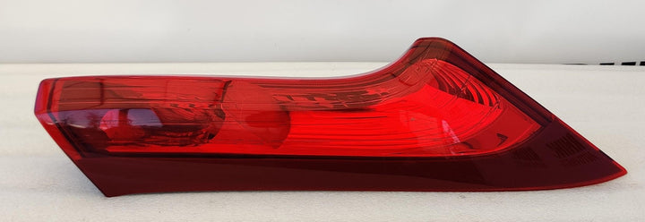 2012 -
  2014
  Honda
  CR-V
  
  Right Upper Taillight