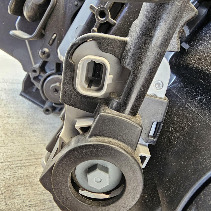 2023 Hyundai i30 - Right Headlight PN: 92190G3200