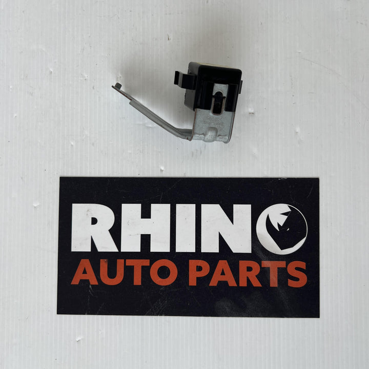 2018 Hyundai iLoad TQ - Flasher/Hazard Relay PN: 955504H900