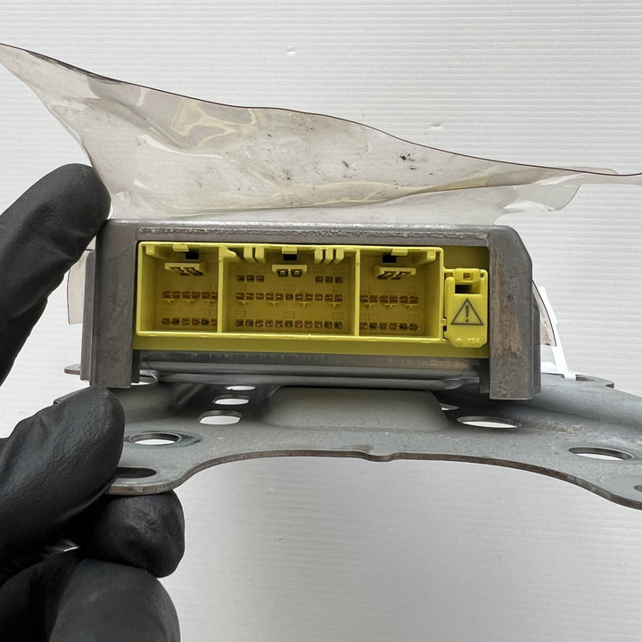 2004 Lexus IS200 E10 - Airbag Module