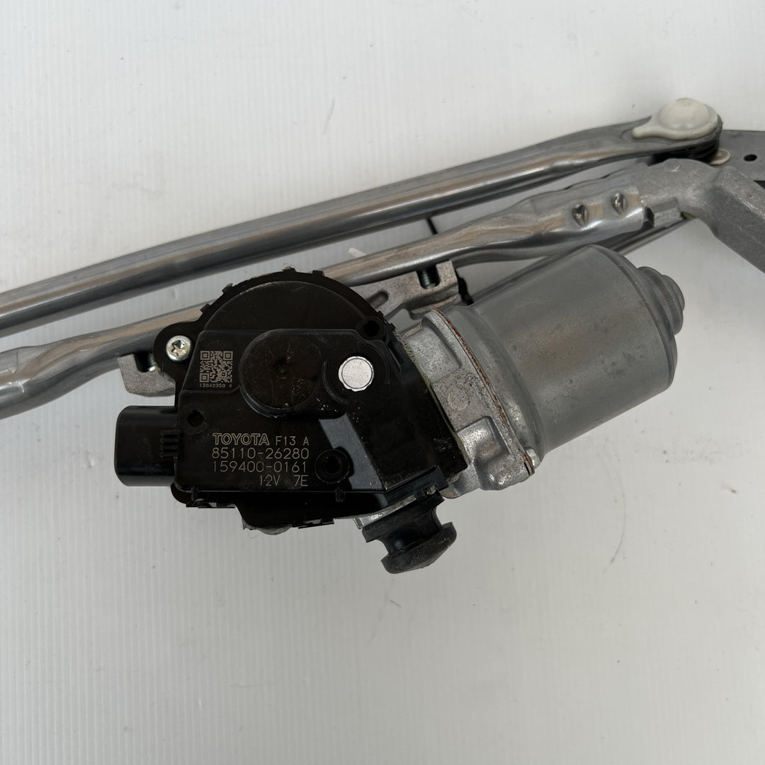2021 Toyota Hiace VI H300 GDH300 - Wiper Motor