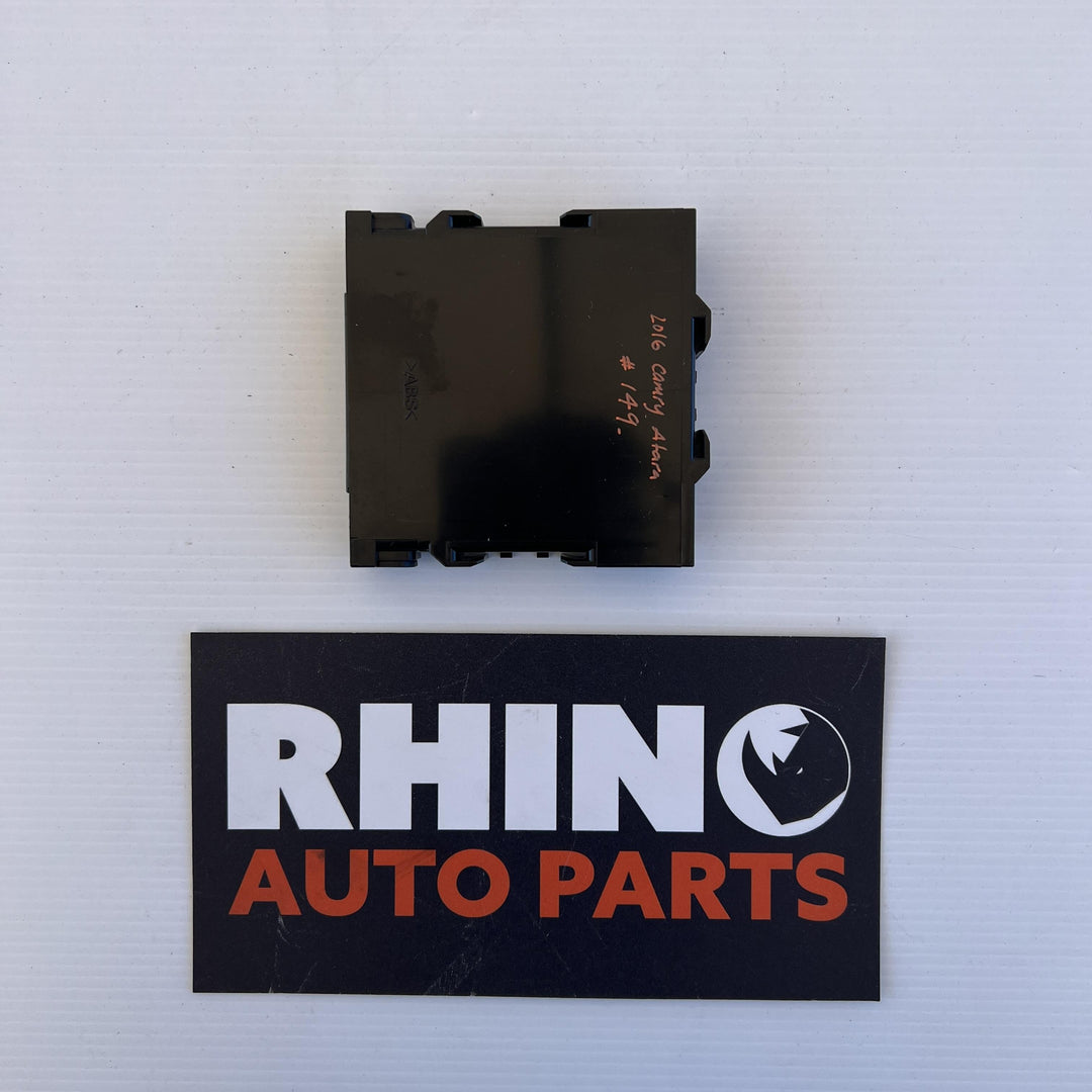 2016 Toyota Camry XV50 - Corner Clearance Sensor PN: 8934033180