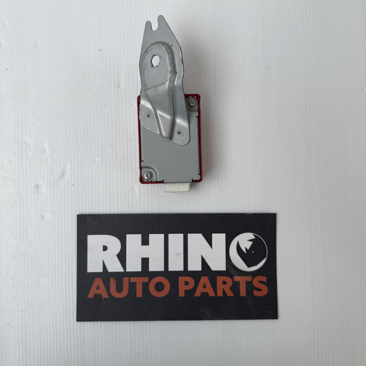 -
  
  Lexus
  GS300
  
  Smart Door Control Module Receiver
  8974030091