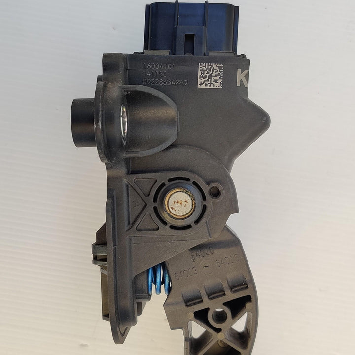 2014 Mitsubishi Outlander III ZK - Accelerator Pedal