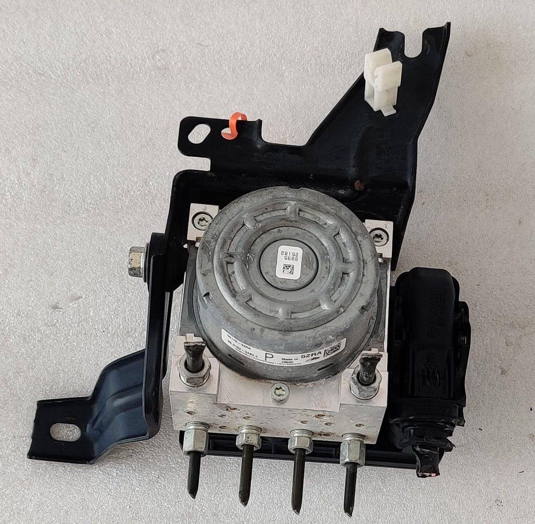 2019 Suzuki Swift - ABS Pump/Modulator PN: 5611053RA