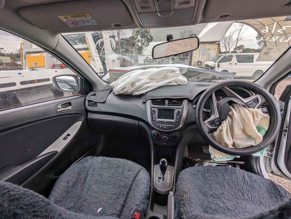 2017 -
  2017
  Hyundai
  Accent
  Sport
  Flasher/Hazard Relay