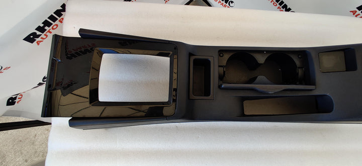 2015 -
  2017
  Mitsubishi
  Lancer
  Black Edition
  Centre Console