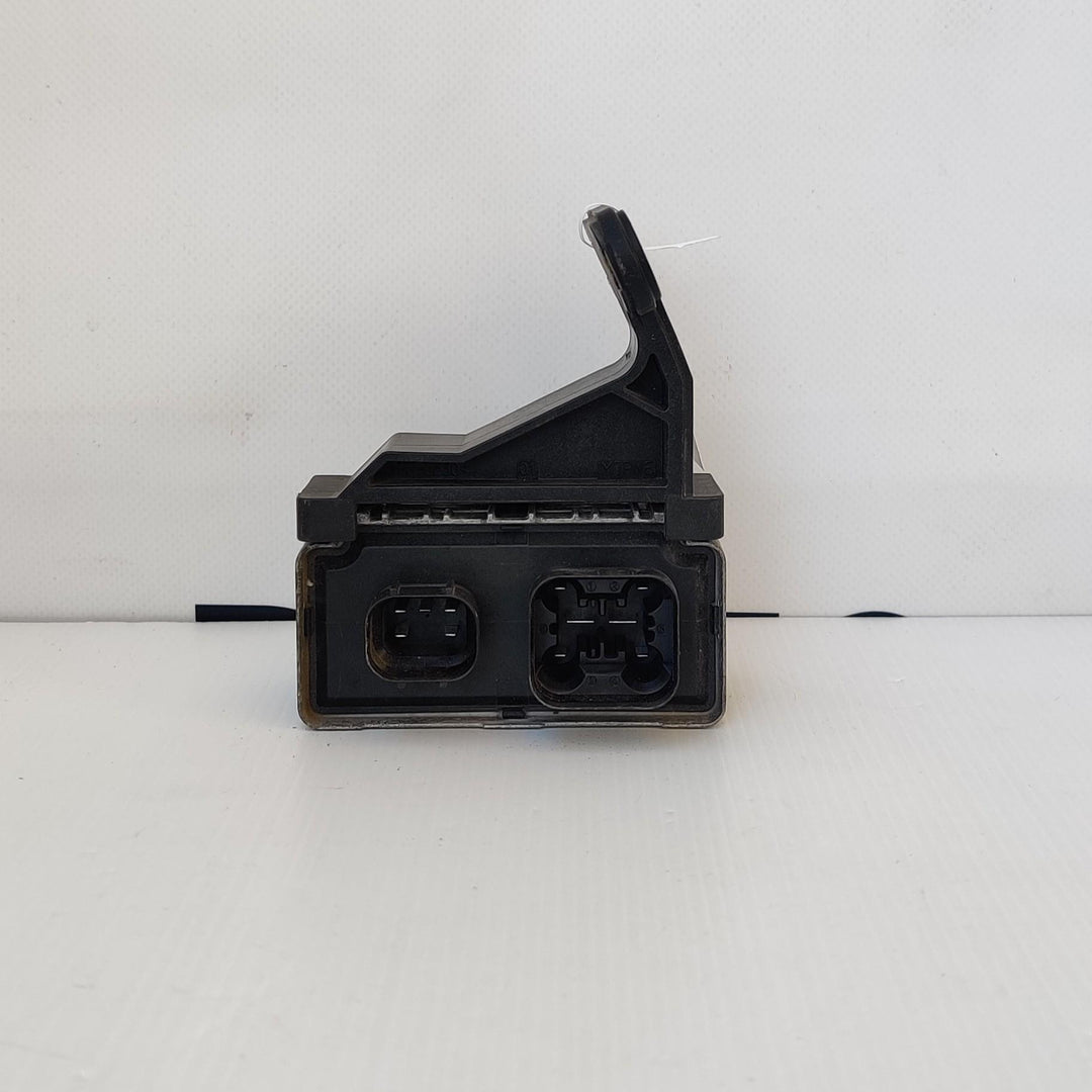2011 -
  2022
  Ford
  Ranger
  XLT
  Glow Plug Relay
  AB3912B533AB