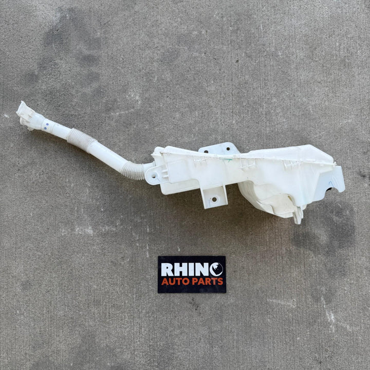 2018-2023 Mitsubishi Triton KL KL1 - Washer Bottle