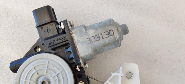 2011 -
  2016
  Subaru
  Impreza
  2.0i-L
  Left Front Window Regulator/Motor