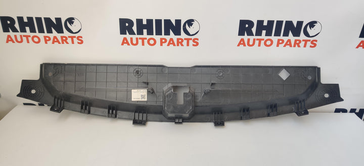 2015 -
  2021
  Kia
  Sportage
  Si
  Radiator Cover
  86361D9100