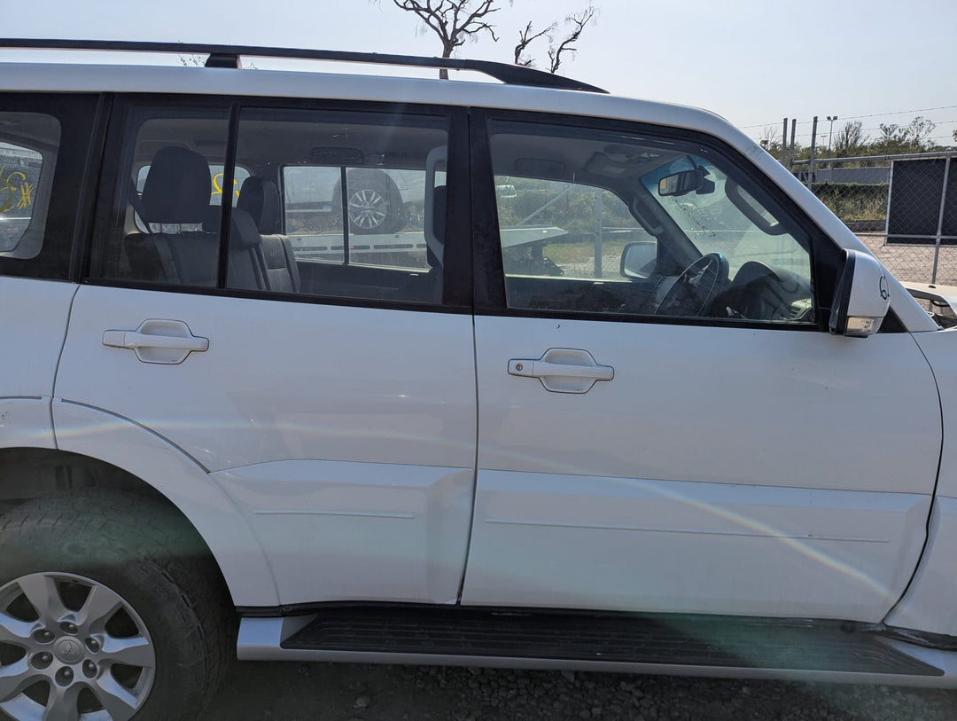 Aug 2006 to Apr 2021 - Mitsubishi Pajero NS NT NW NX - Dash Display Unit