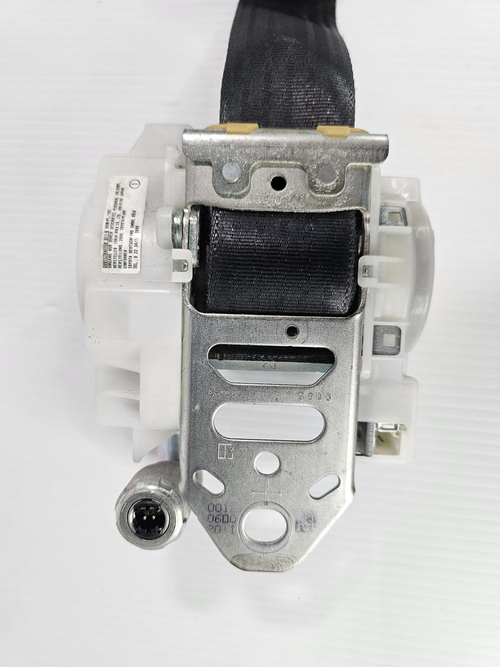 2006 Lexus IS300 GSE20R F Sport  Petrol Manual - Left Rear Seat Belt J090331