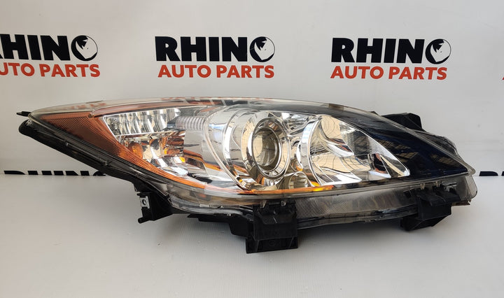 2011 Mazda Mazda3 Right Headlight