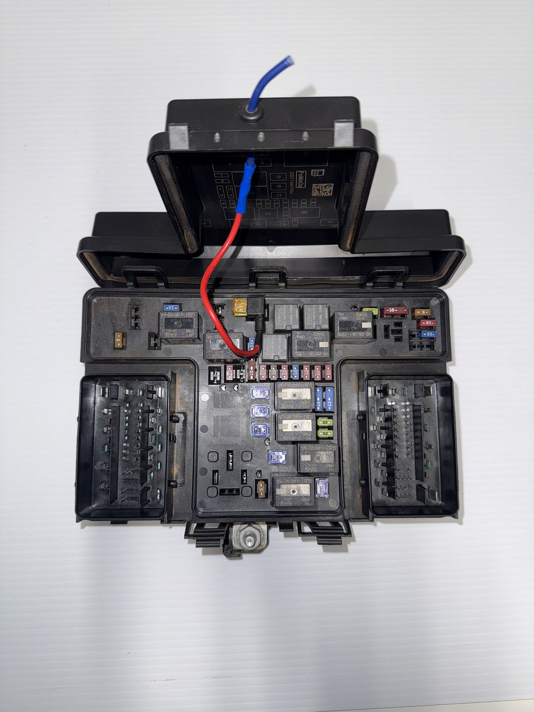 Jun 2015 to Apr 2022 - Ford Ranger PX MkII PX MkIII - Fuse Box - Engine Bay, Main Relay/Fuse Box, Code Ga