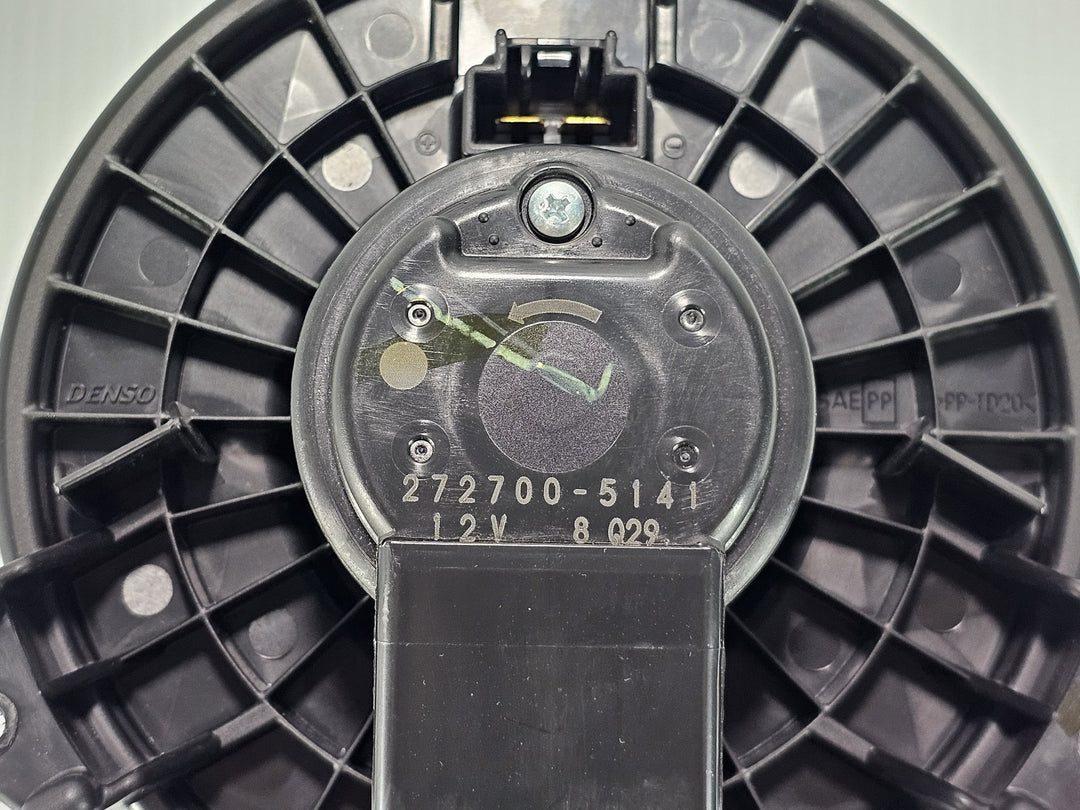 2013 Toyota Corolla ZRE1*     - Heater Fan Motor