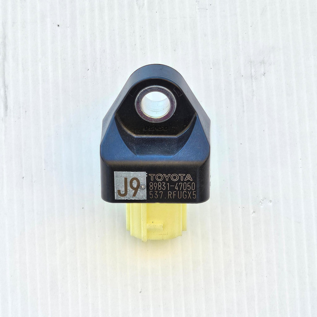 2021 Toyota Corolla MZEA12R - Airbag Sensor PN: 8983147050