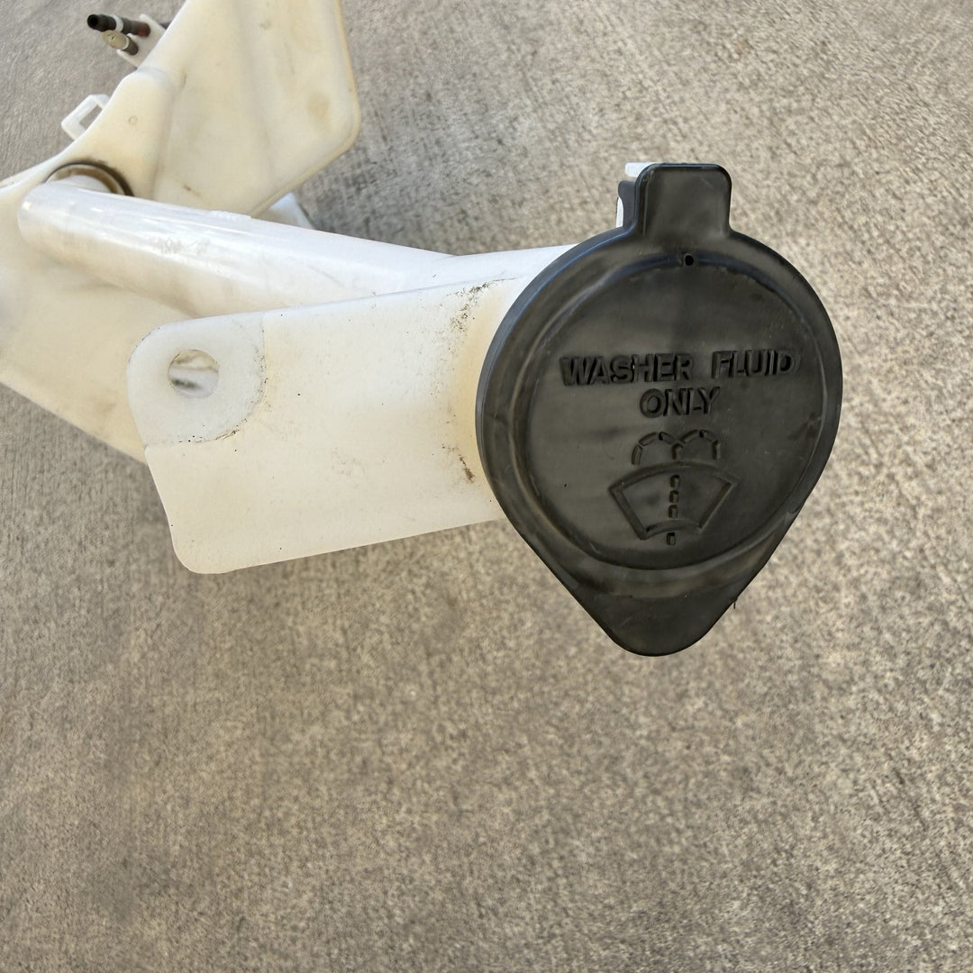 Dec 2016 to Sep 2023 - Toyota C-HR - Washer Bottle - Gen 1