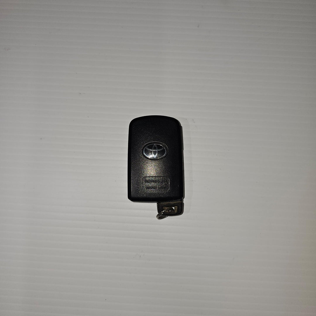 Dec 2012 to Dec 2018- Toyota RAV4 XA40- Key Remote
